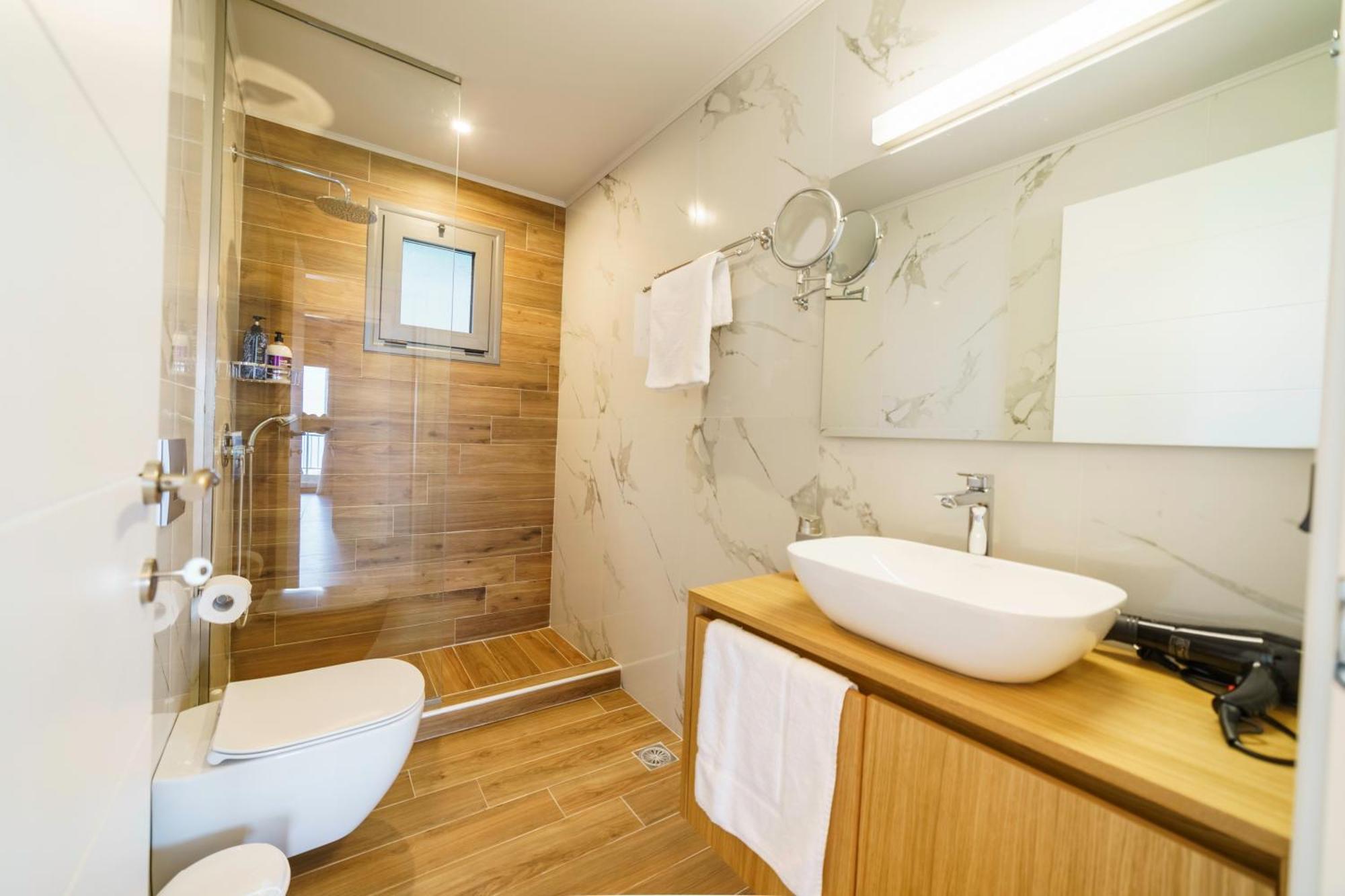Villa Royal Hill - Private Pool - Sleeps 8 *