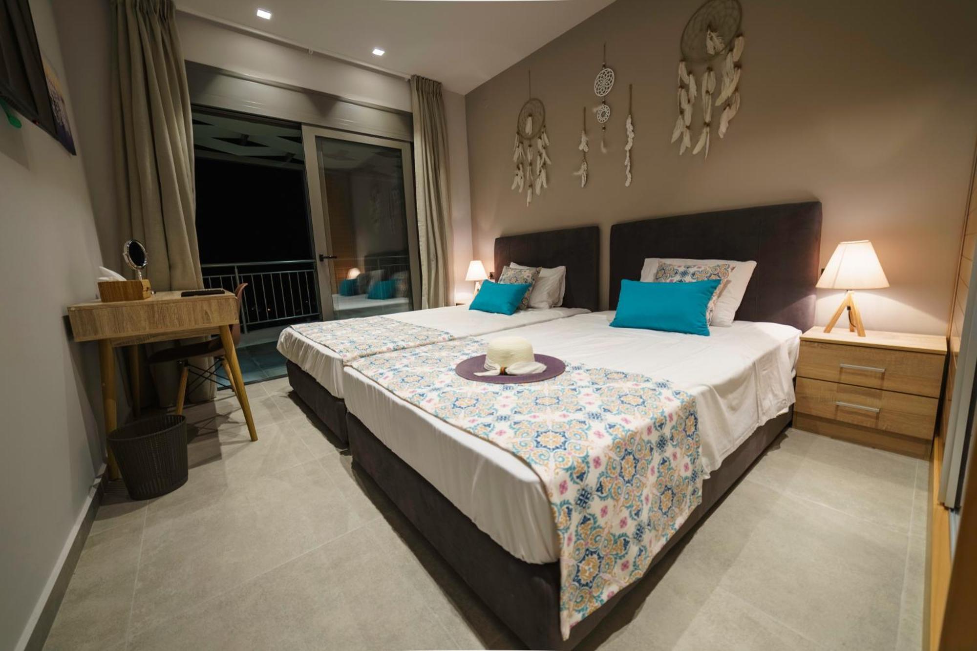 Villa Royal Hill - Private Pool - Sleeps 8